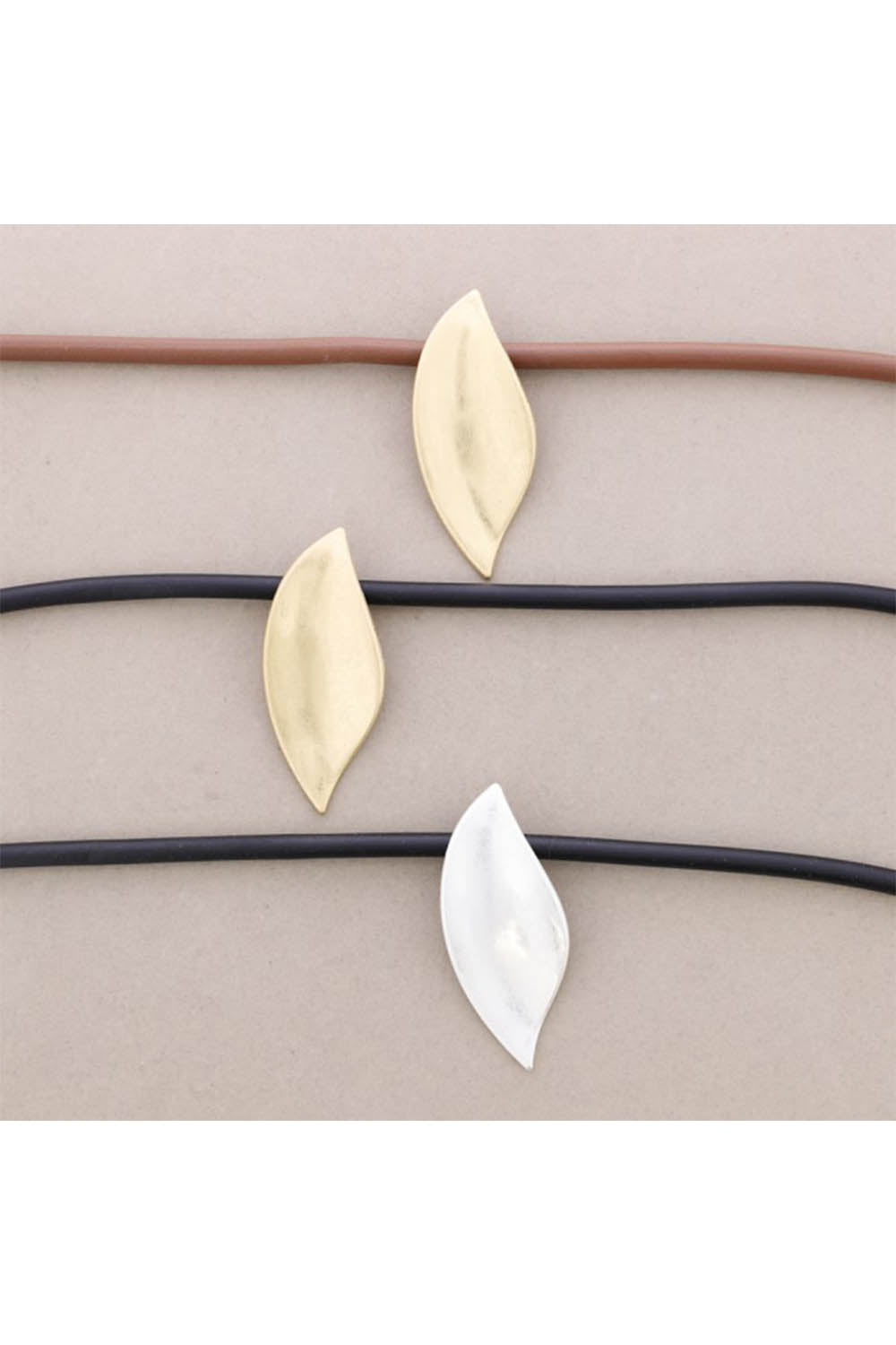 Sonata Rubber Leaf Metal Necklace