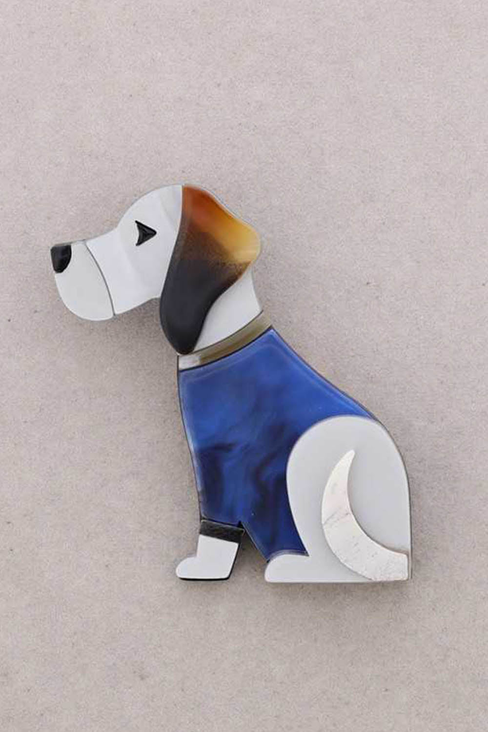 Resin Puppy Sitting Brooch