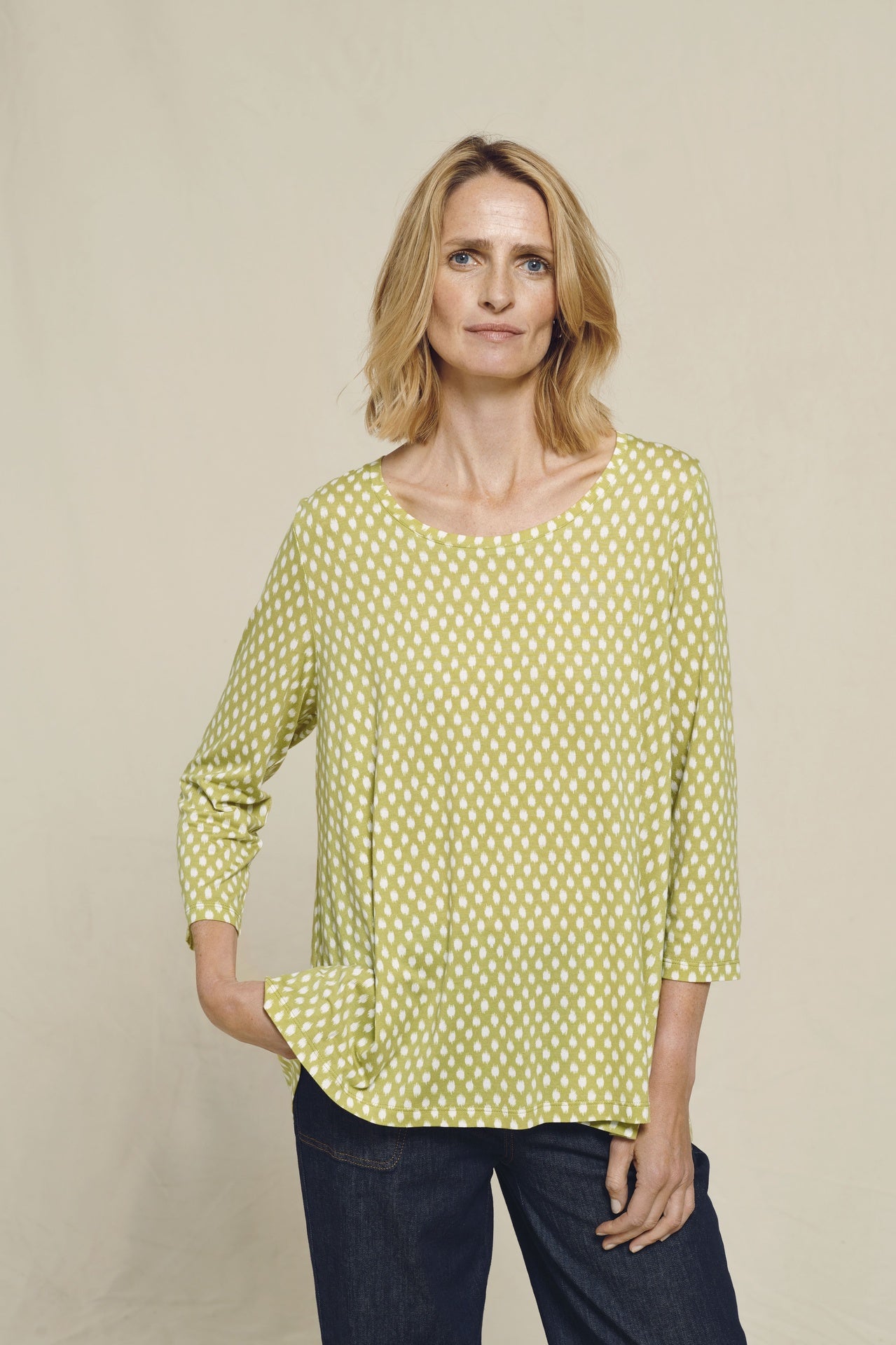 Two Danes Betta T-shirt Lentil Green