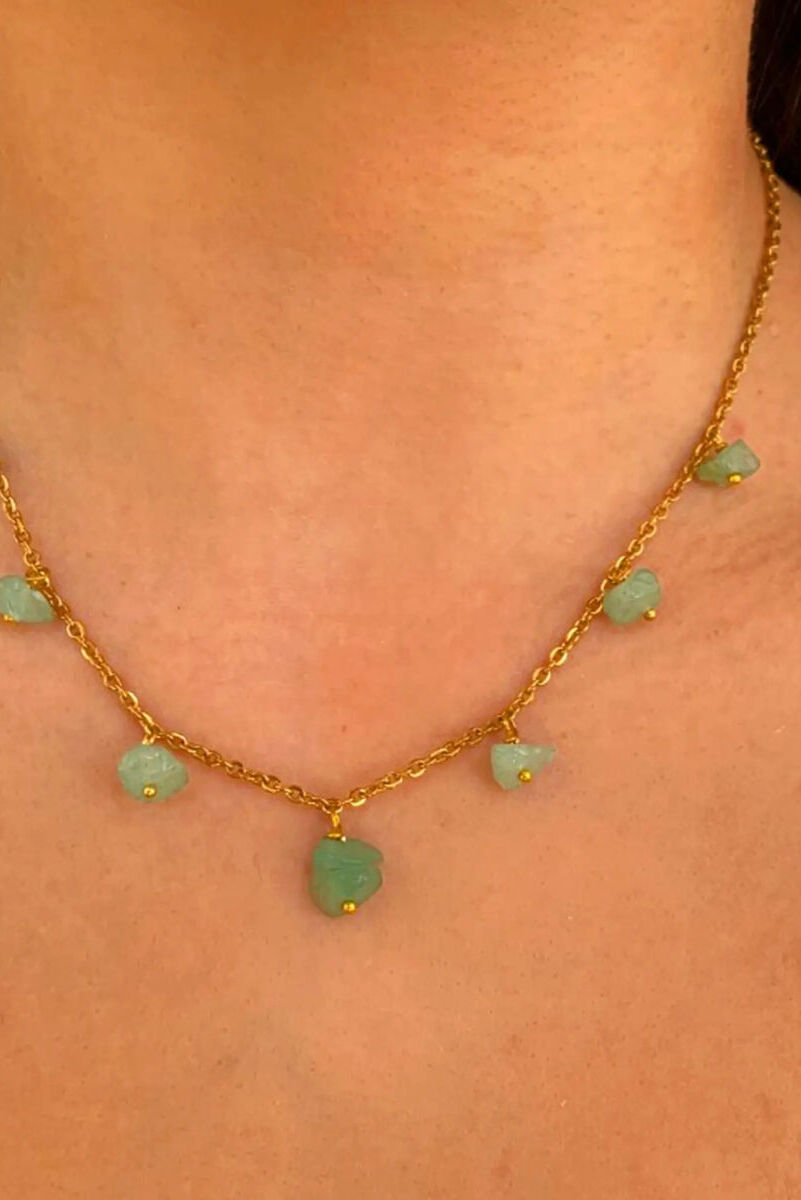 Lotus Feet Light Green Crystal Chip Necklace