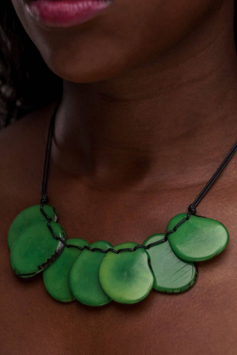 Pretty Pink Jewellery Bogota Tagua Slices Necklace Green