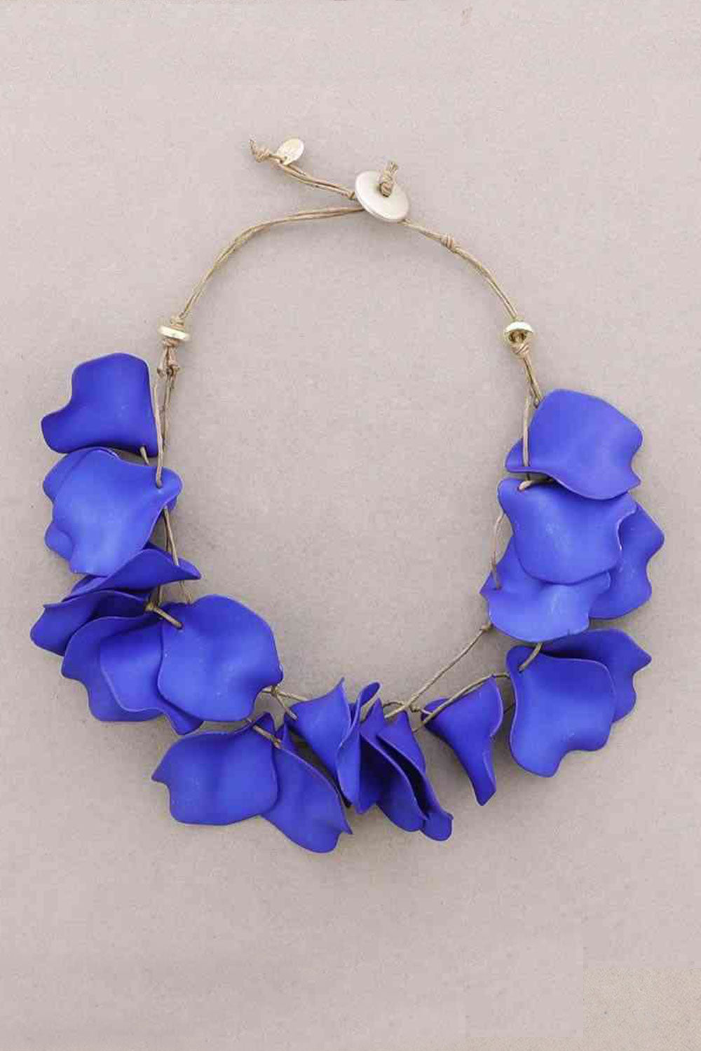 Sonata Triple Petal Resin Choker Blue