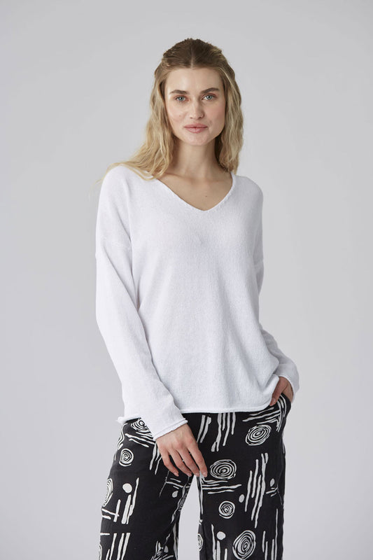 Pullover With V-Neck