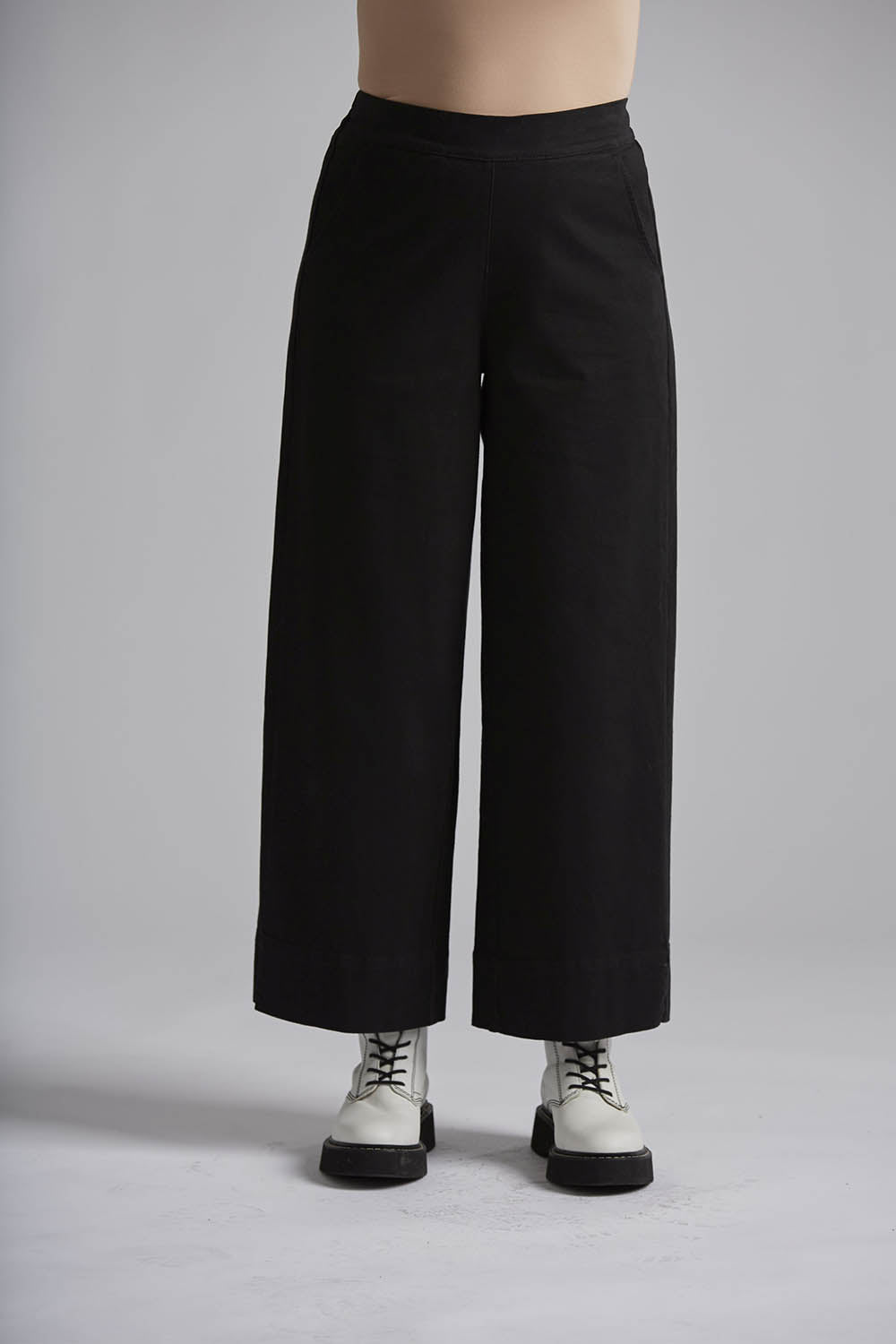 Wide 2593 Pants