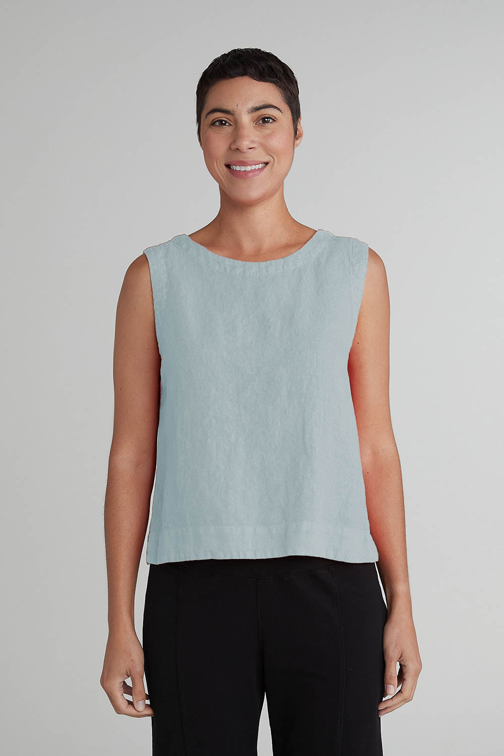 Wide Facing Linen Shell Top