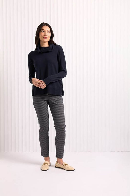 Straight & Narrow Trousers