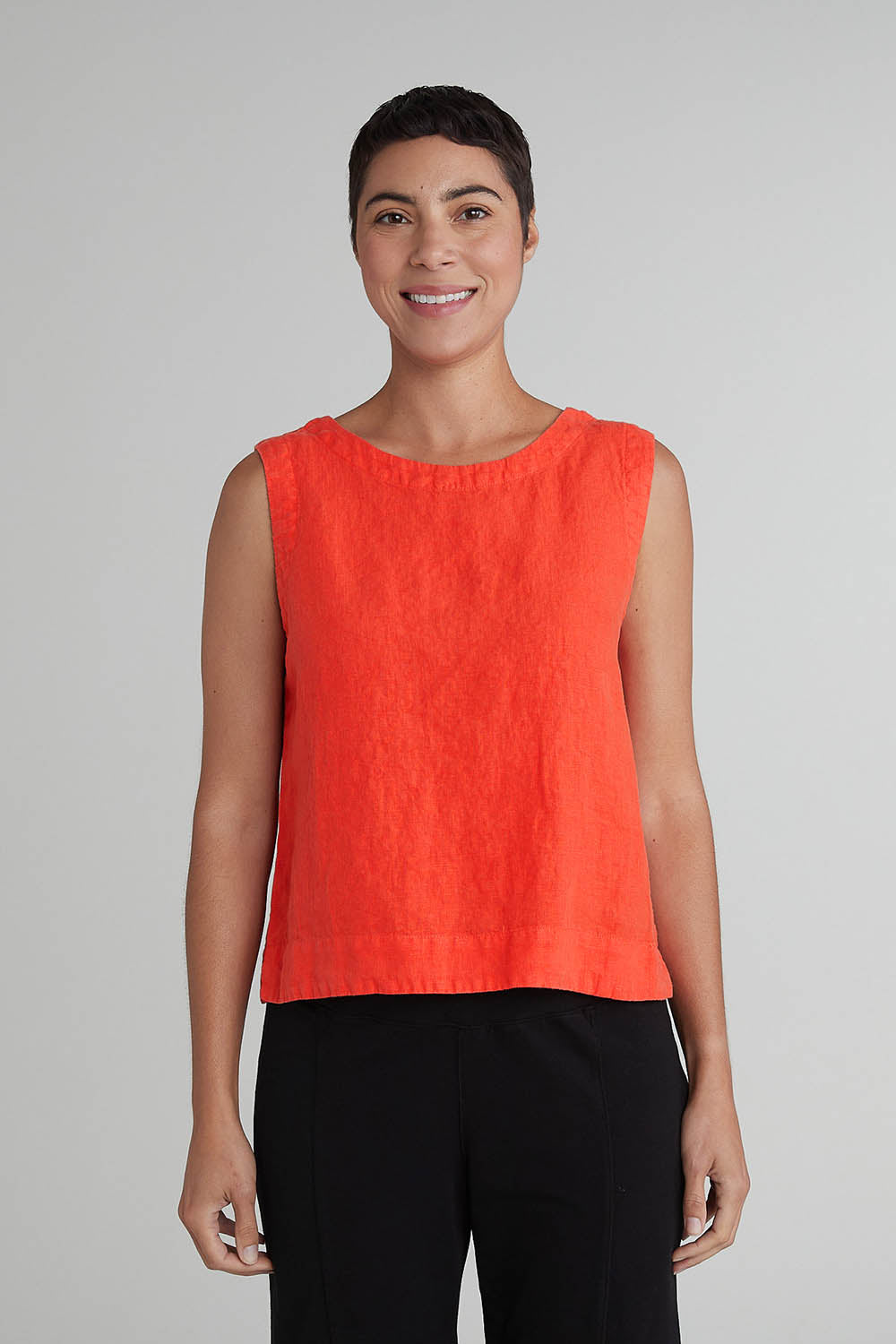 Wide Facing Linen Shell Top