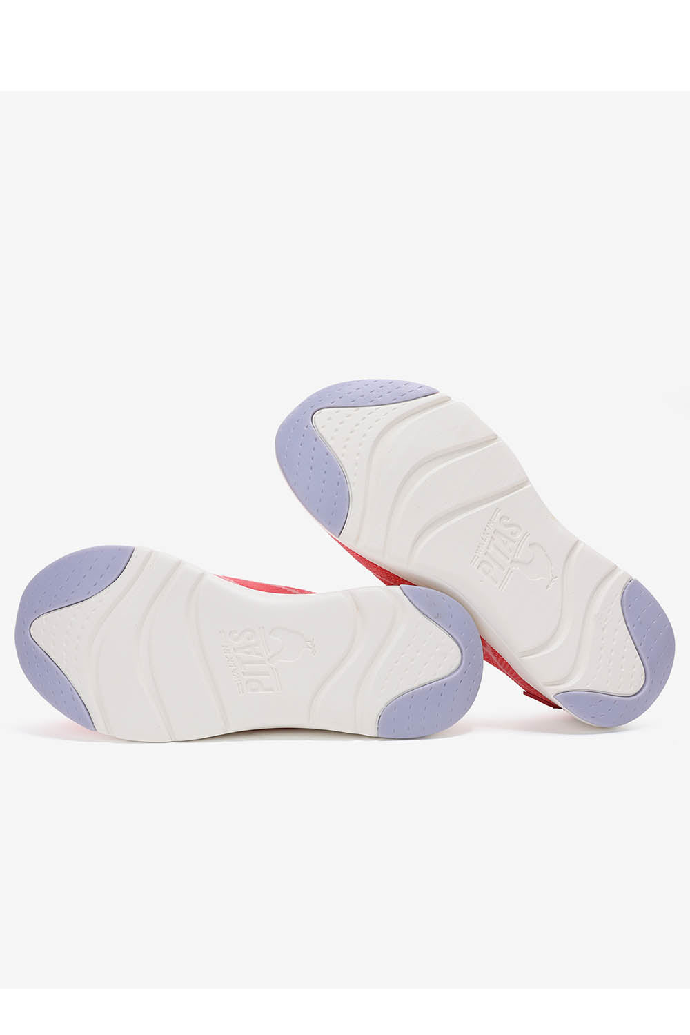 Cue Lightweight Trainers