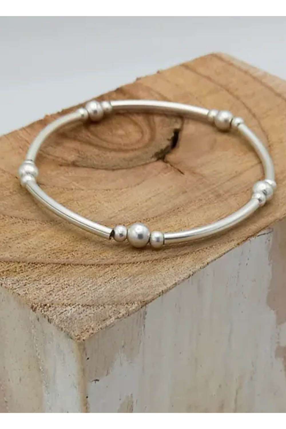 Jess & Lou Stretch Simple Bracelet Silver