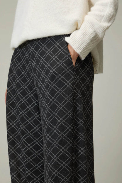 Layered Square Jacquard Trousers