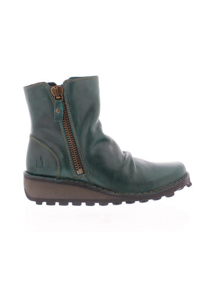Hole Leather Boots