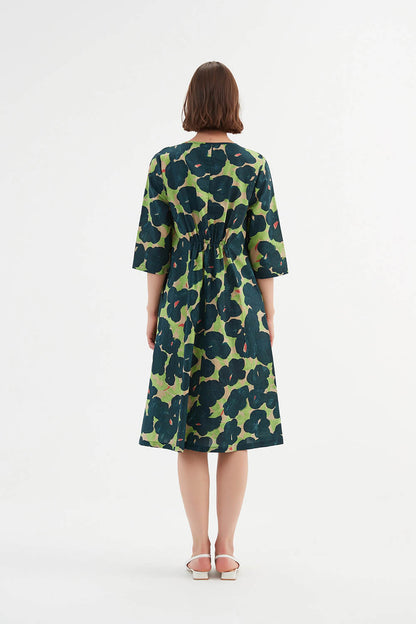 Curve Seam Poplin Dress