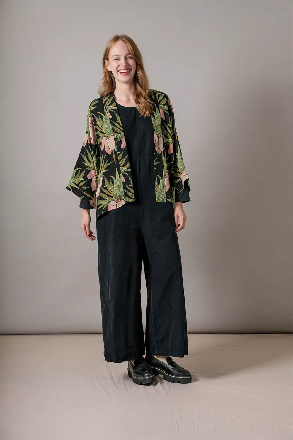 Deco Bud Crepe Kimono