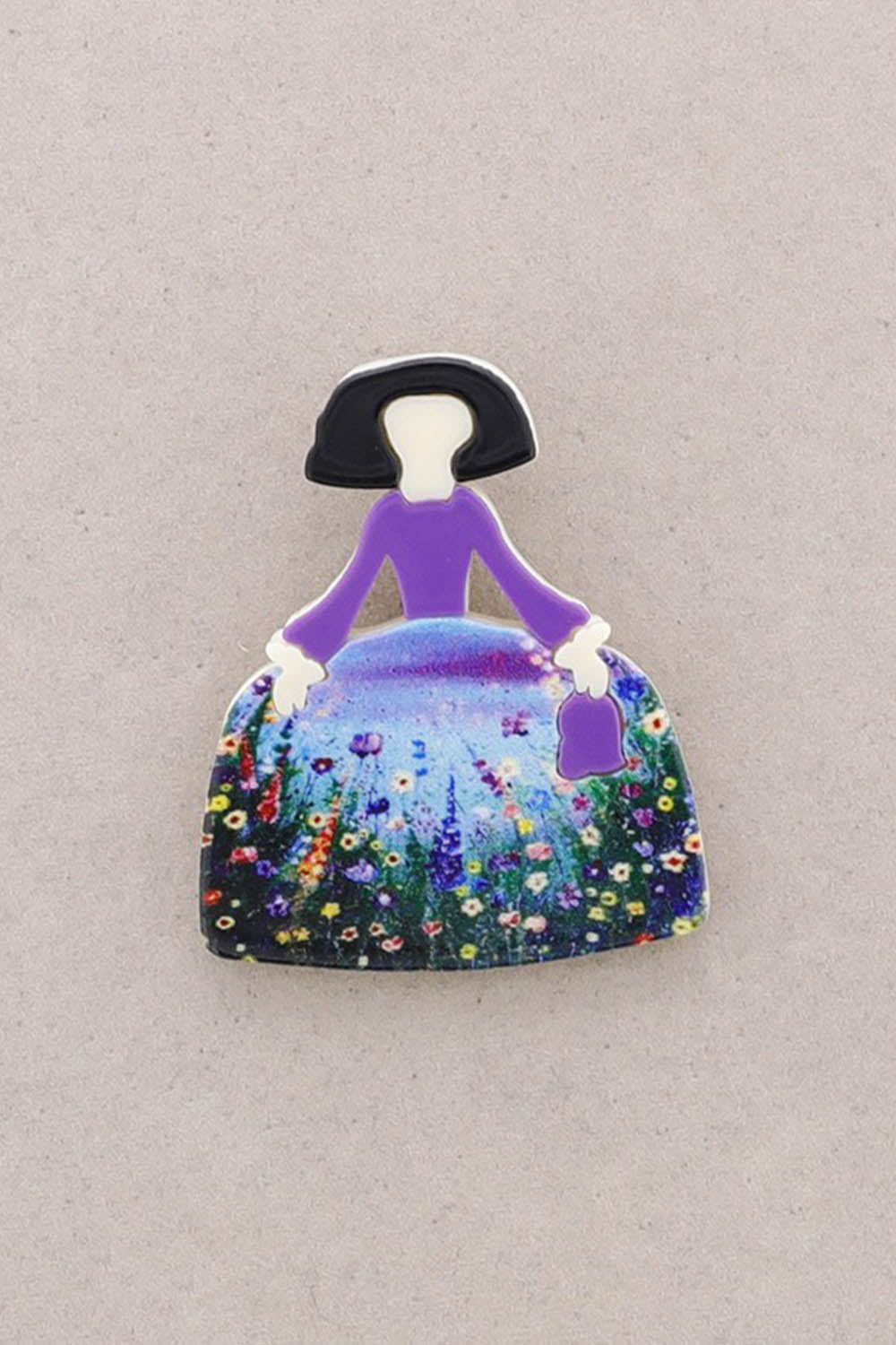 Sonata Menina Resin Brooch Mauve