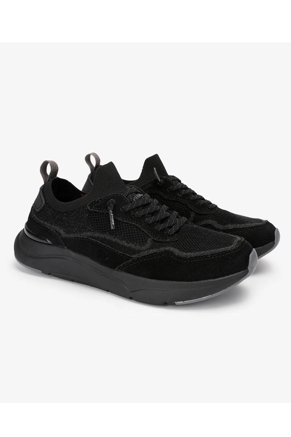 Tui Trainers