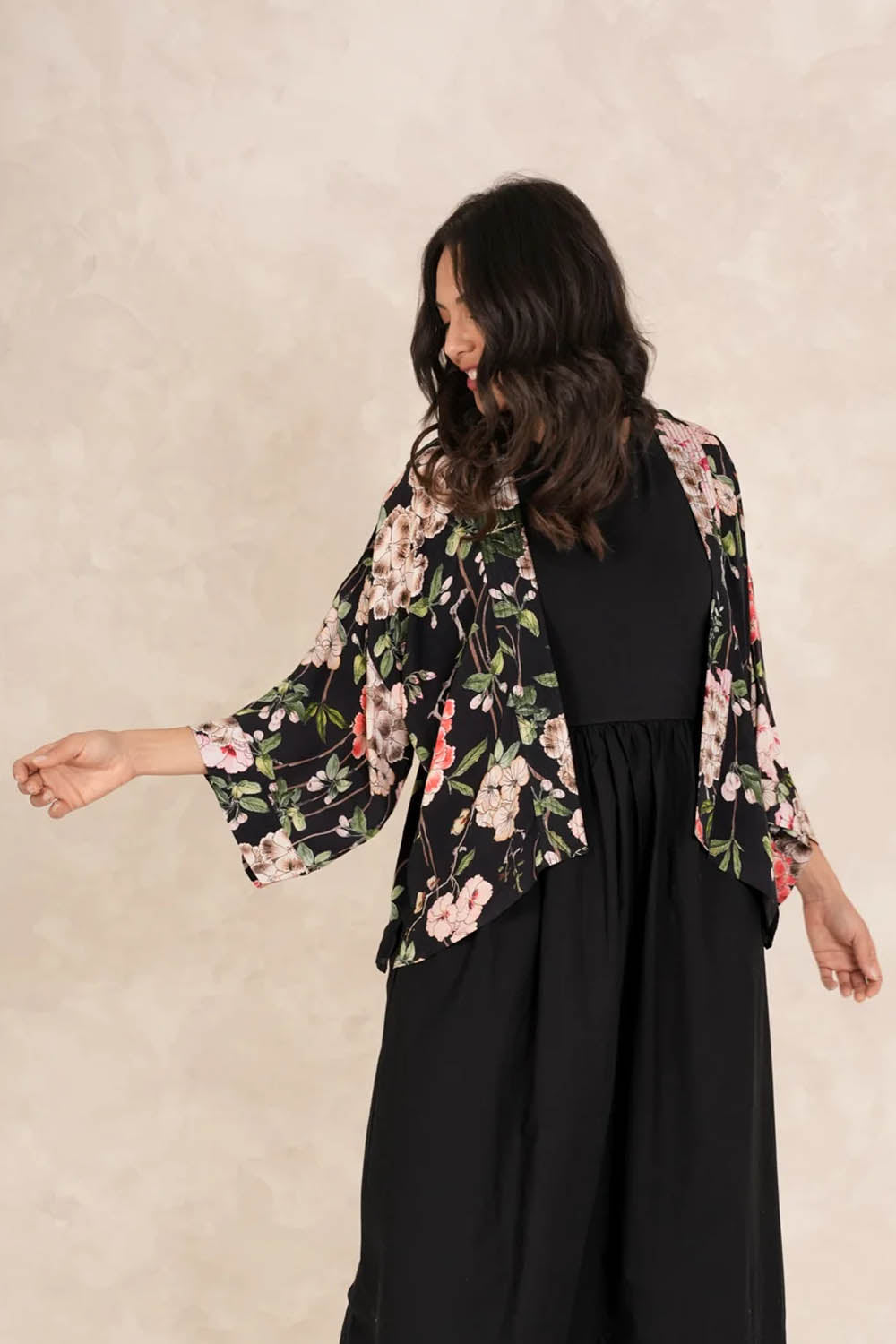 Trailing Blossom Crepe Kimono