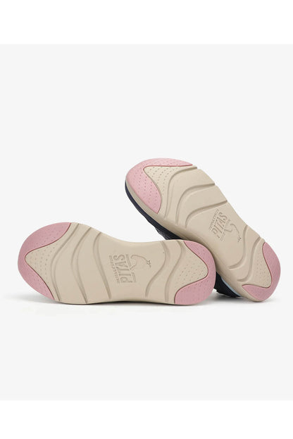 Tui Trainers