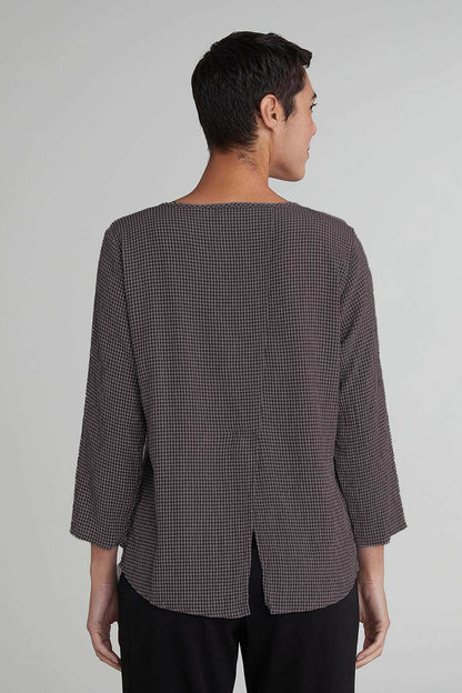 3/4 Split Back Crinkle Check Top