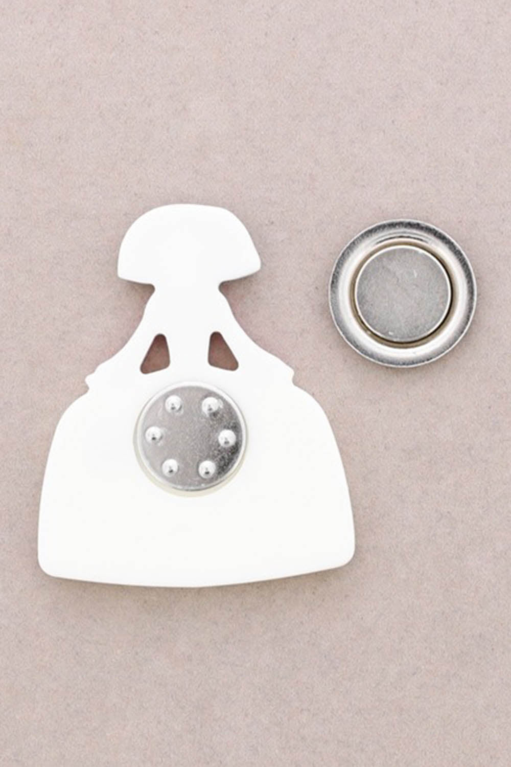 Magnetic Watercolour Menina Brooch