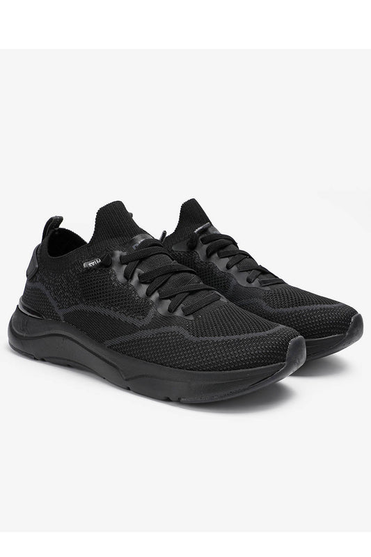 Cue Lightweight Trainers