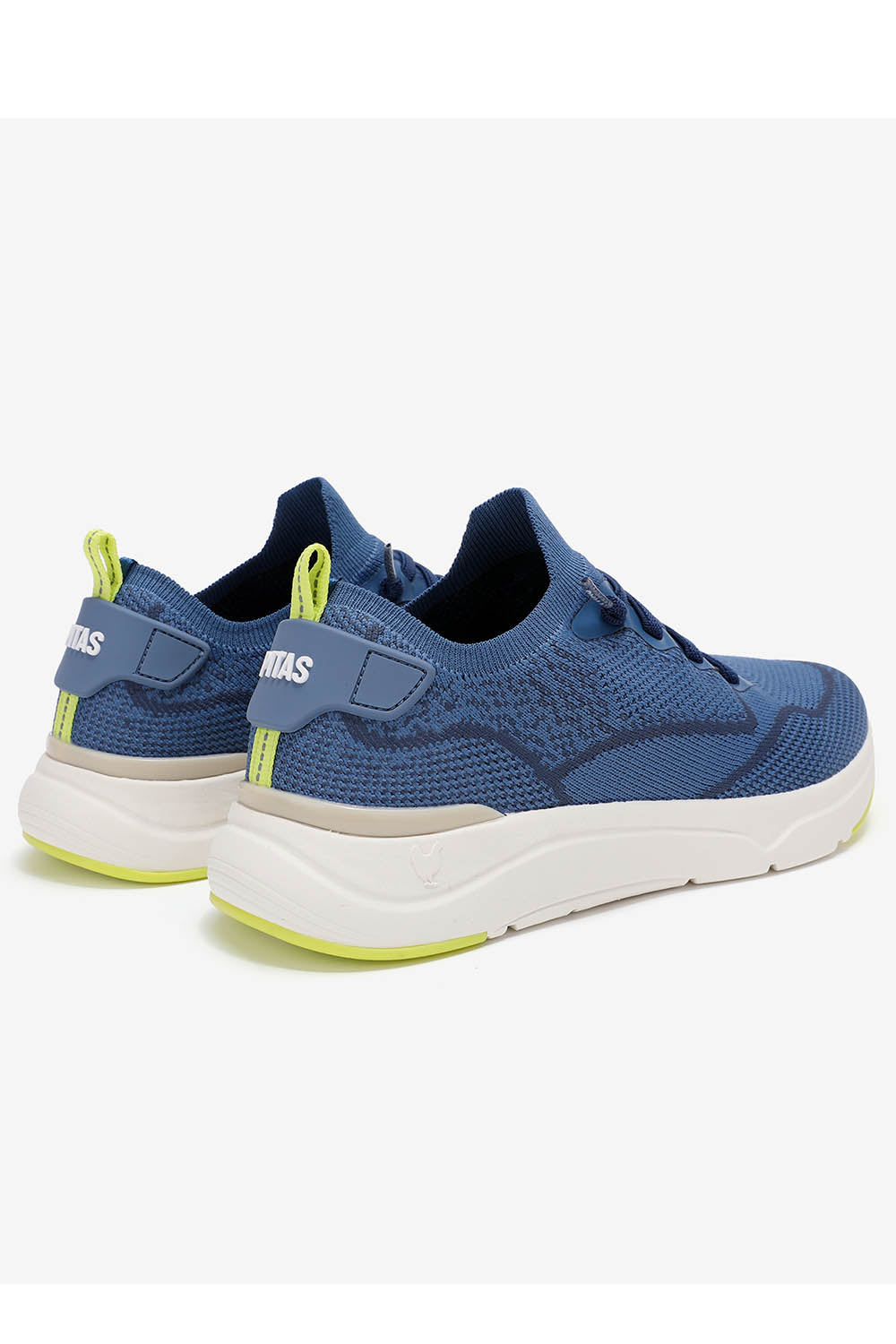 Cue Lightweight Trainers