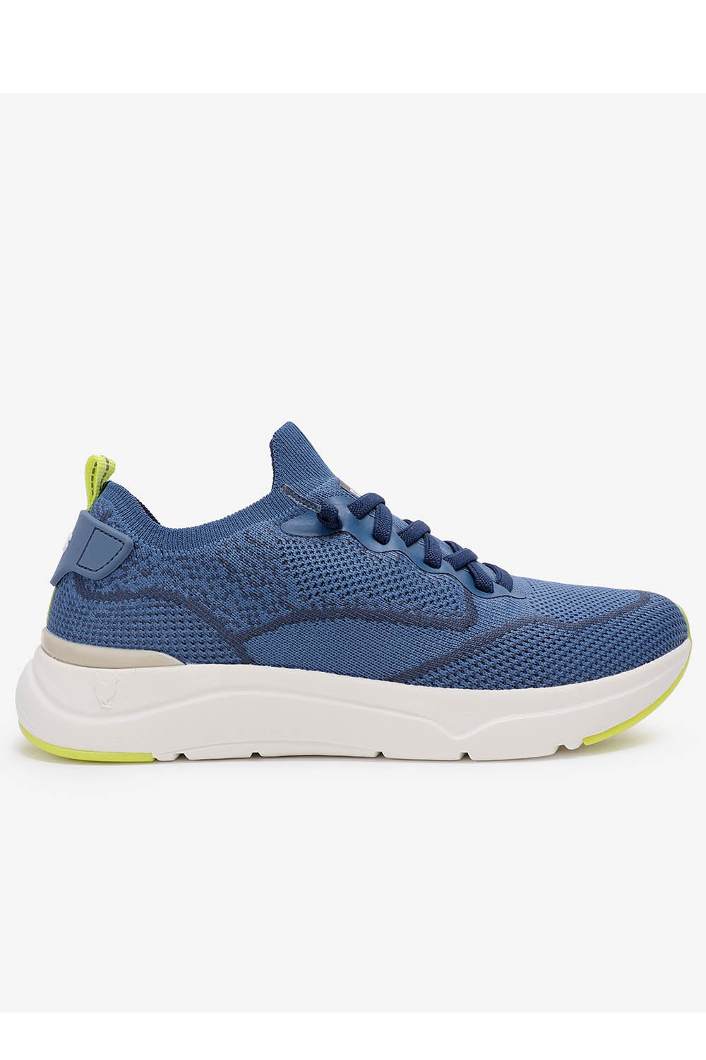 Cue Lightweight Trainers