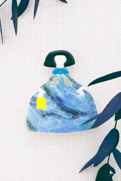 Magnetic Watercolour Menina Brooch