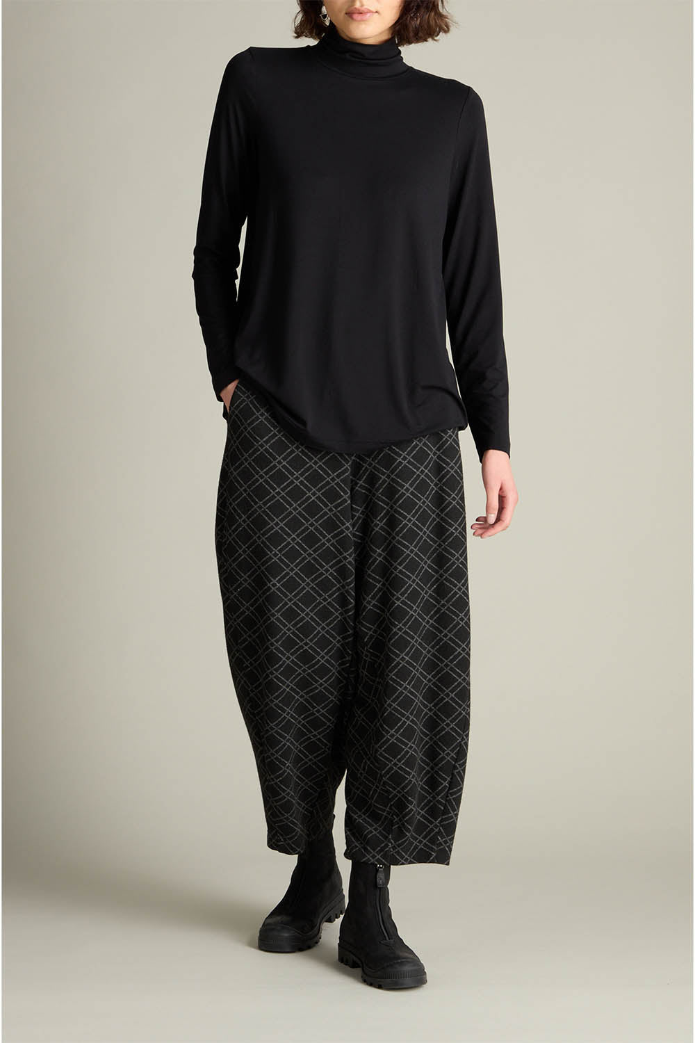 Layered Square Jacquard Trousers