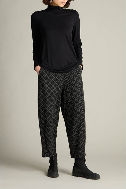 Layered Square Jacquard Trousers