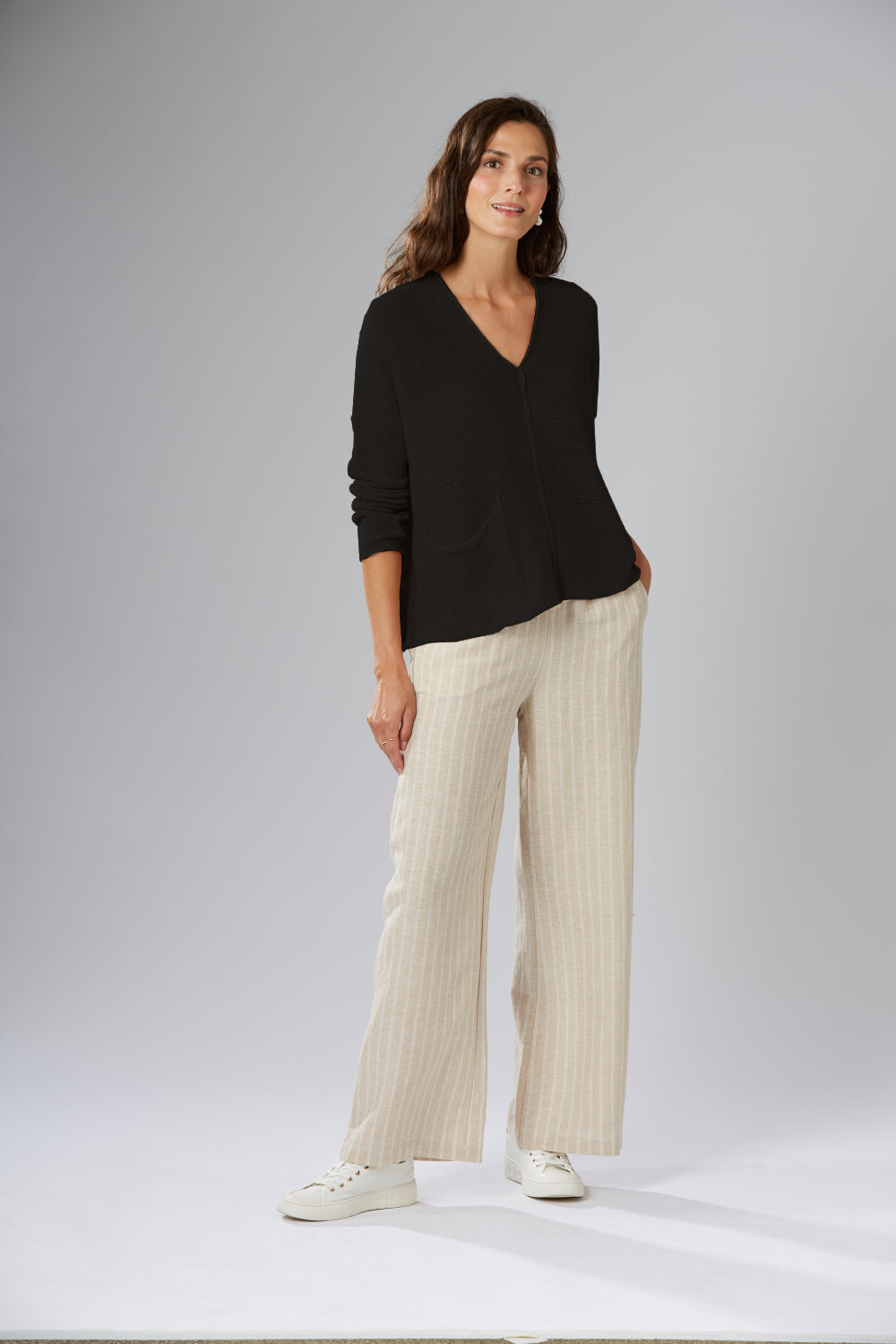 Front Seam Pocket Lightweight Knit