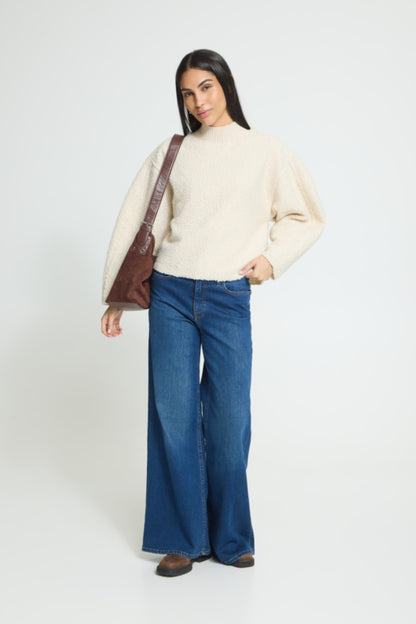 Curley Jumper