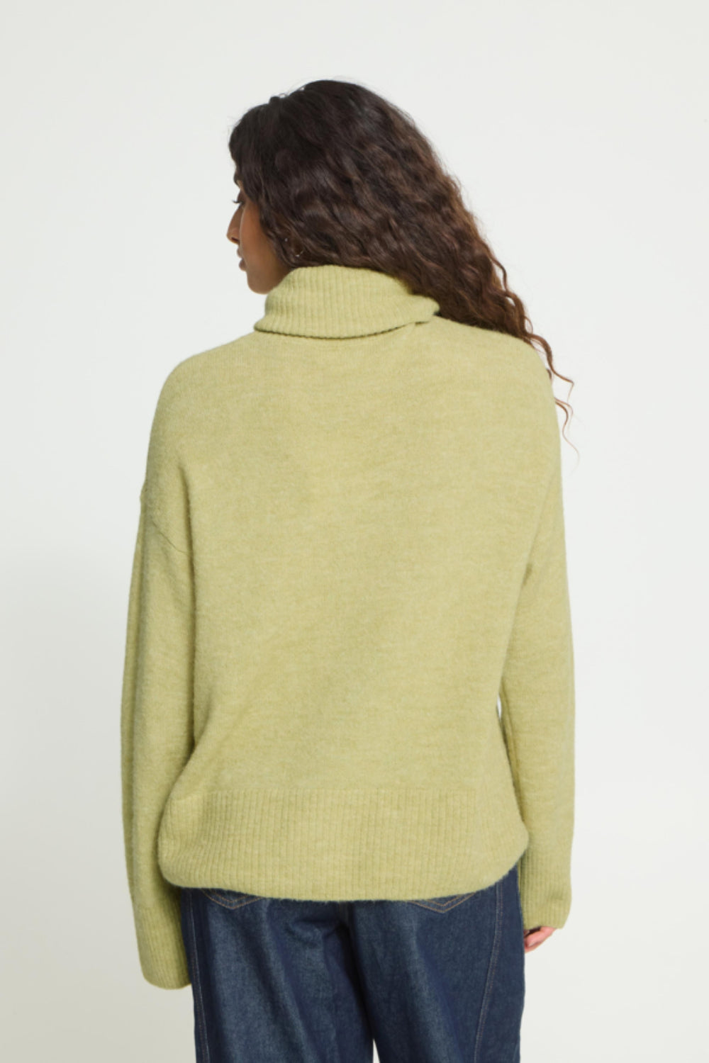 Kamara Roll Neck