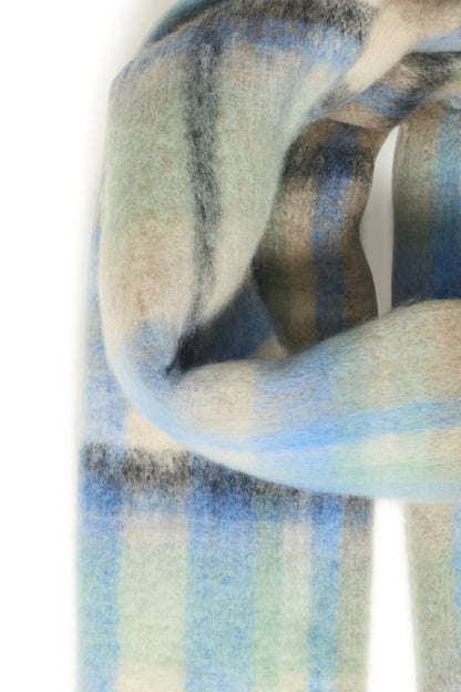 Tinnes Scarf