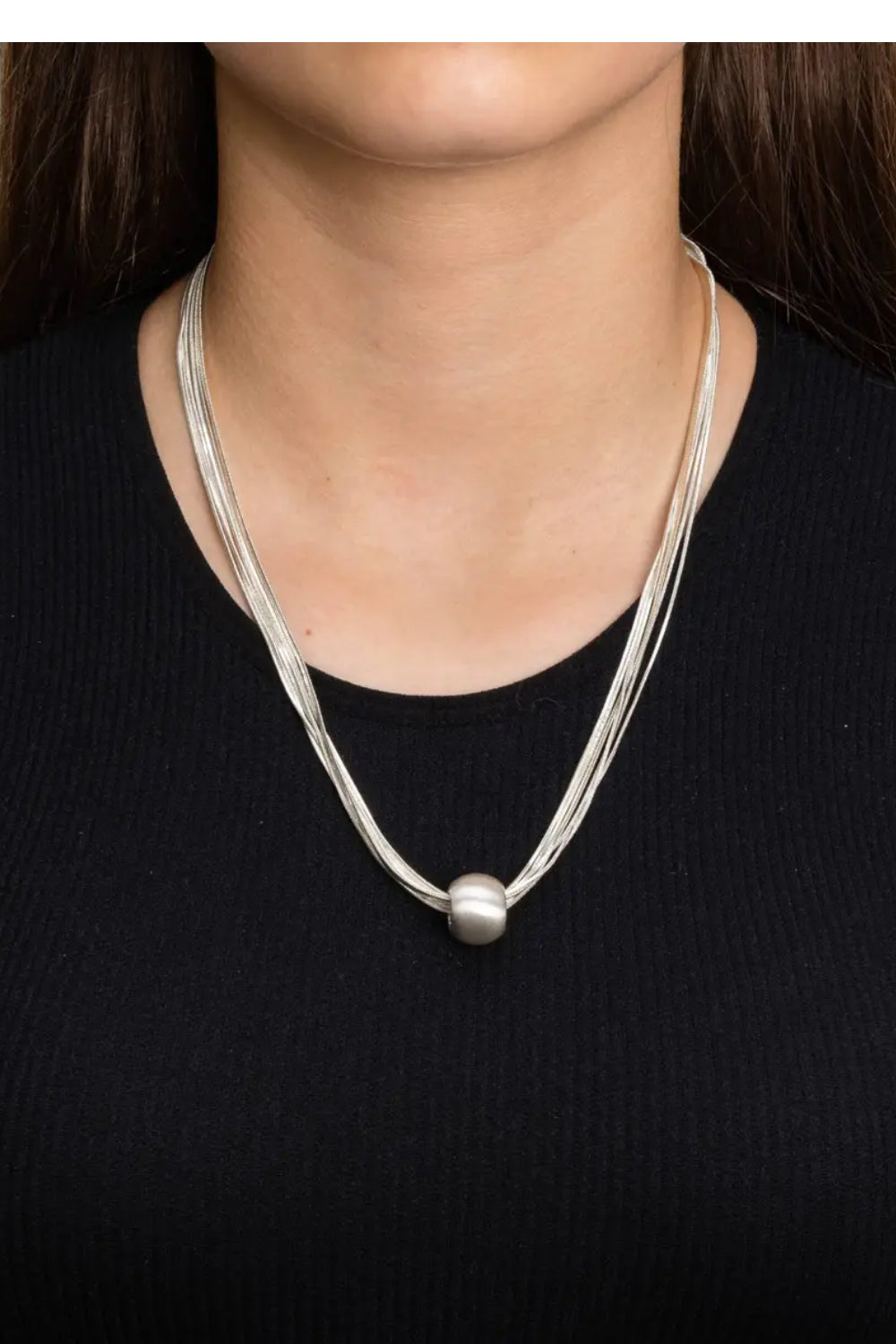 Sculpted Simple Matte Necklace