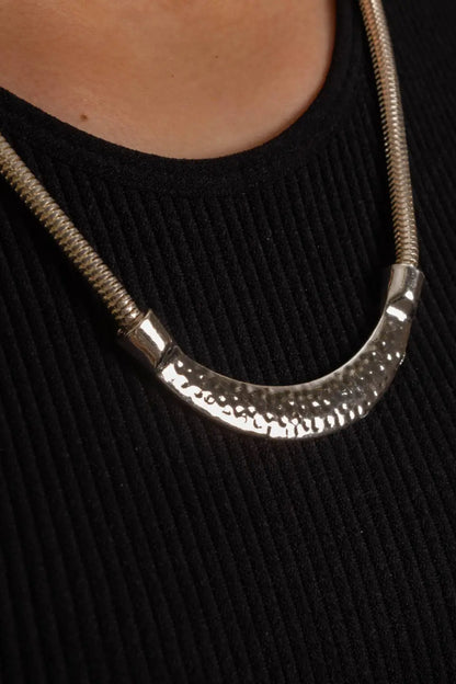 Simple Matte Curved Bar Necklace