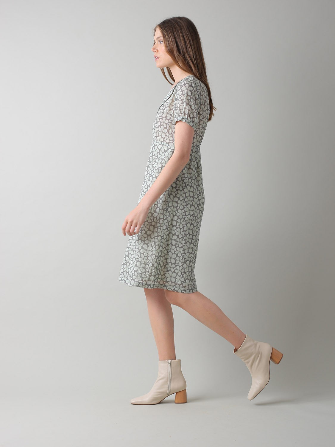 Indi & Cold Floral Print Midi Dress Cyan