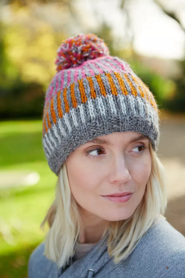 Pachamama Dunoon Bobble Beanie Pink 