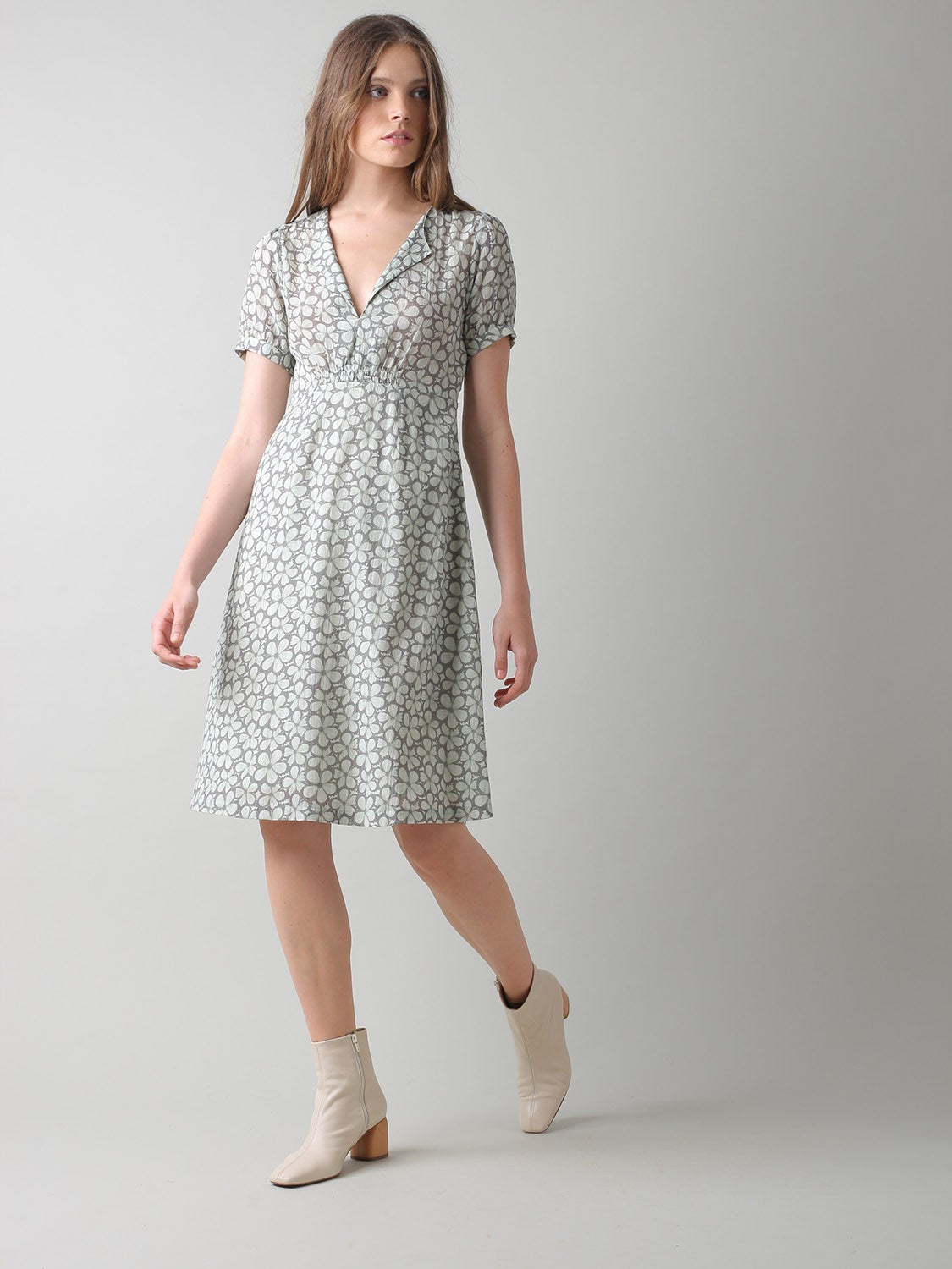 Indi & Cold Floral Print Midi Dress Cyan