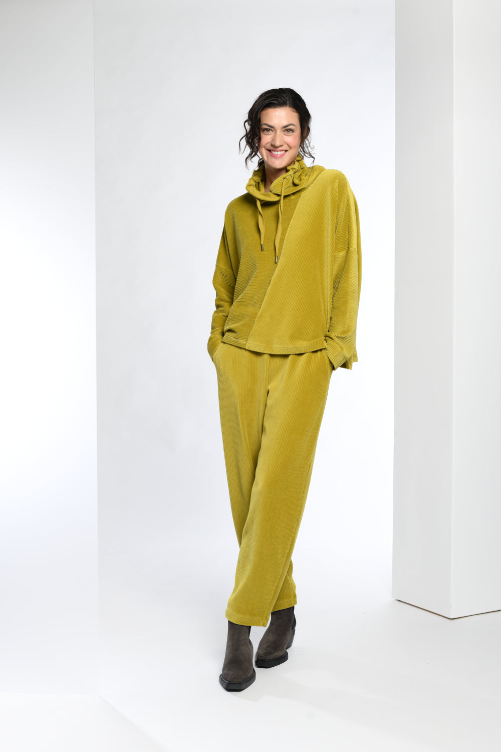Velvet Cord Assymetric Pullover