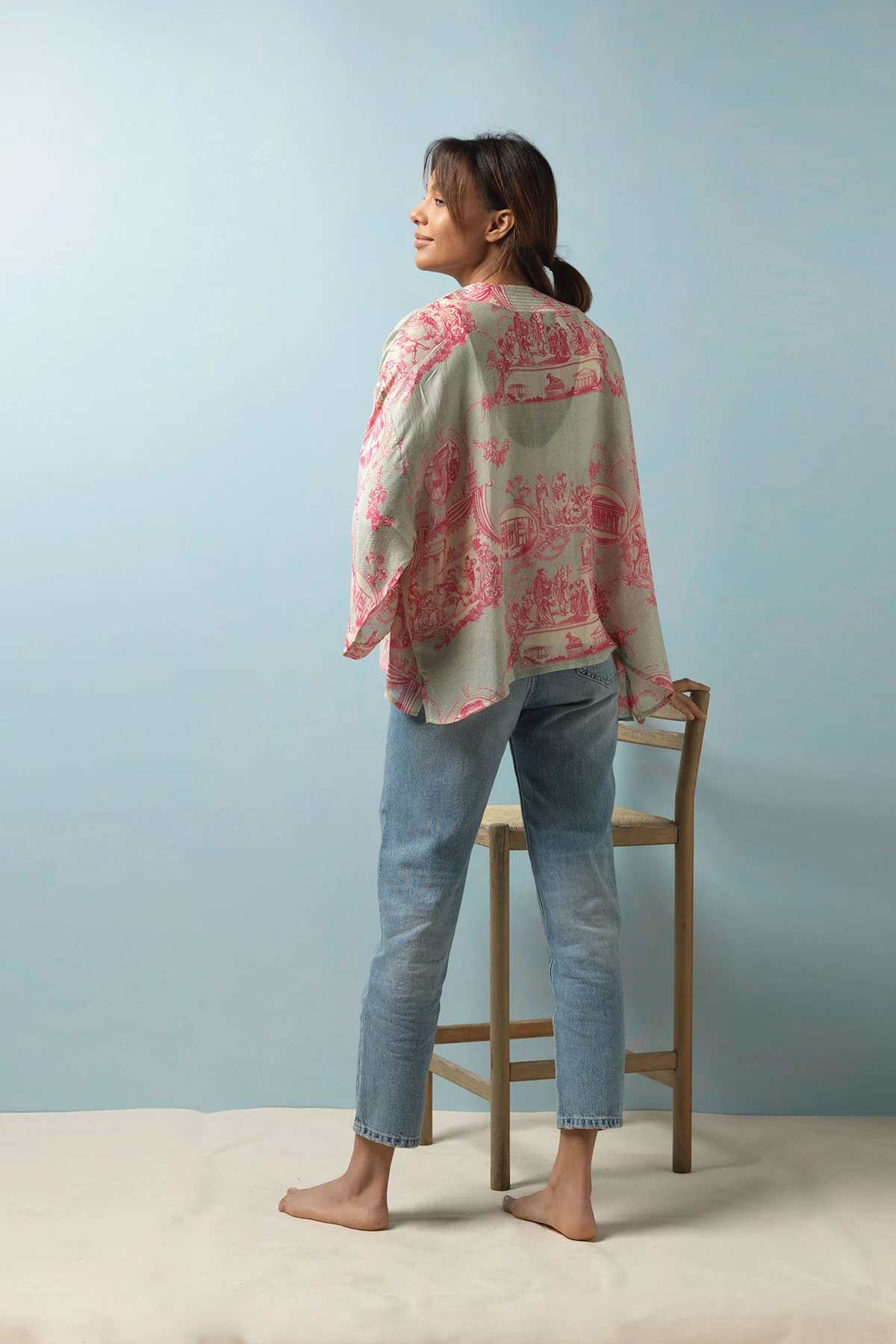 One Hundred Stars Ancient Columns Kimono Pink