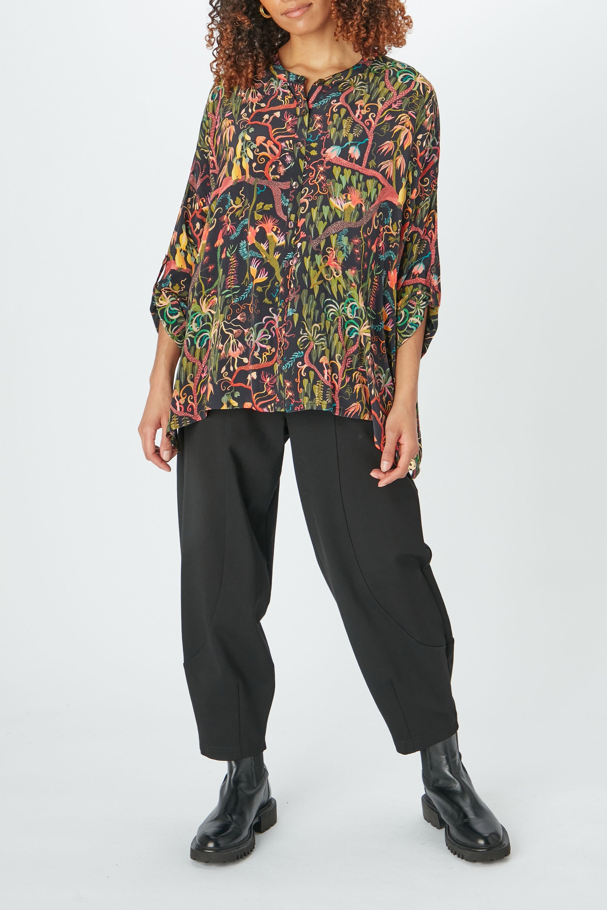 Sahara Faraway Jungle Silk Boxy Shirt Black