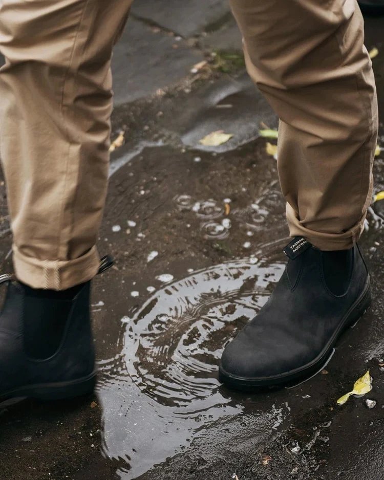 Blundstone 587 Rustic Black Leather Boots Black