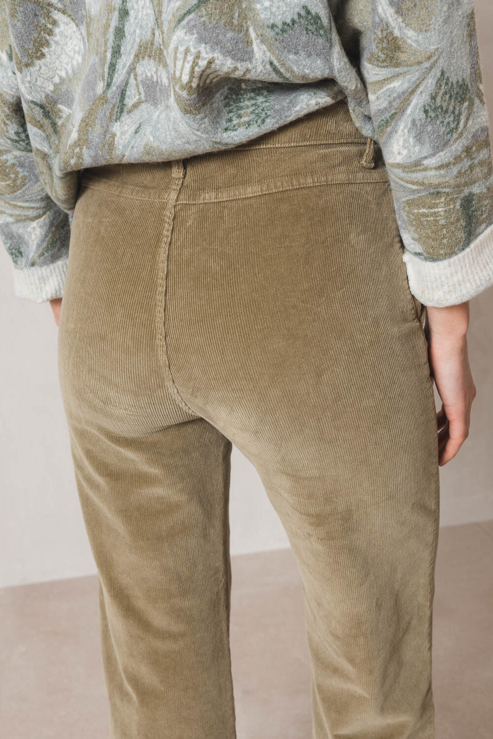 Indi & Cold Lichen Gina Cord Trousers Green