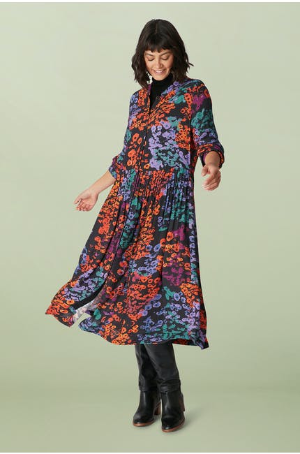 Sahara Winter Floral Crepe Dress Black