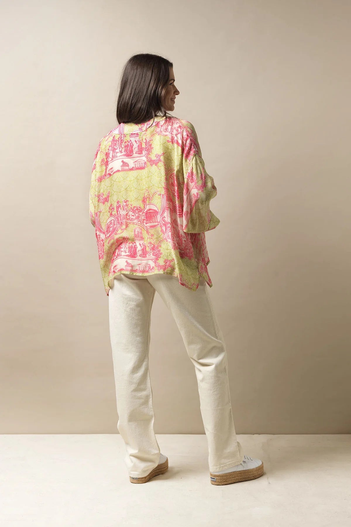 One Hundred Stars Ancient Columns Kimono Olive