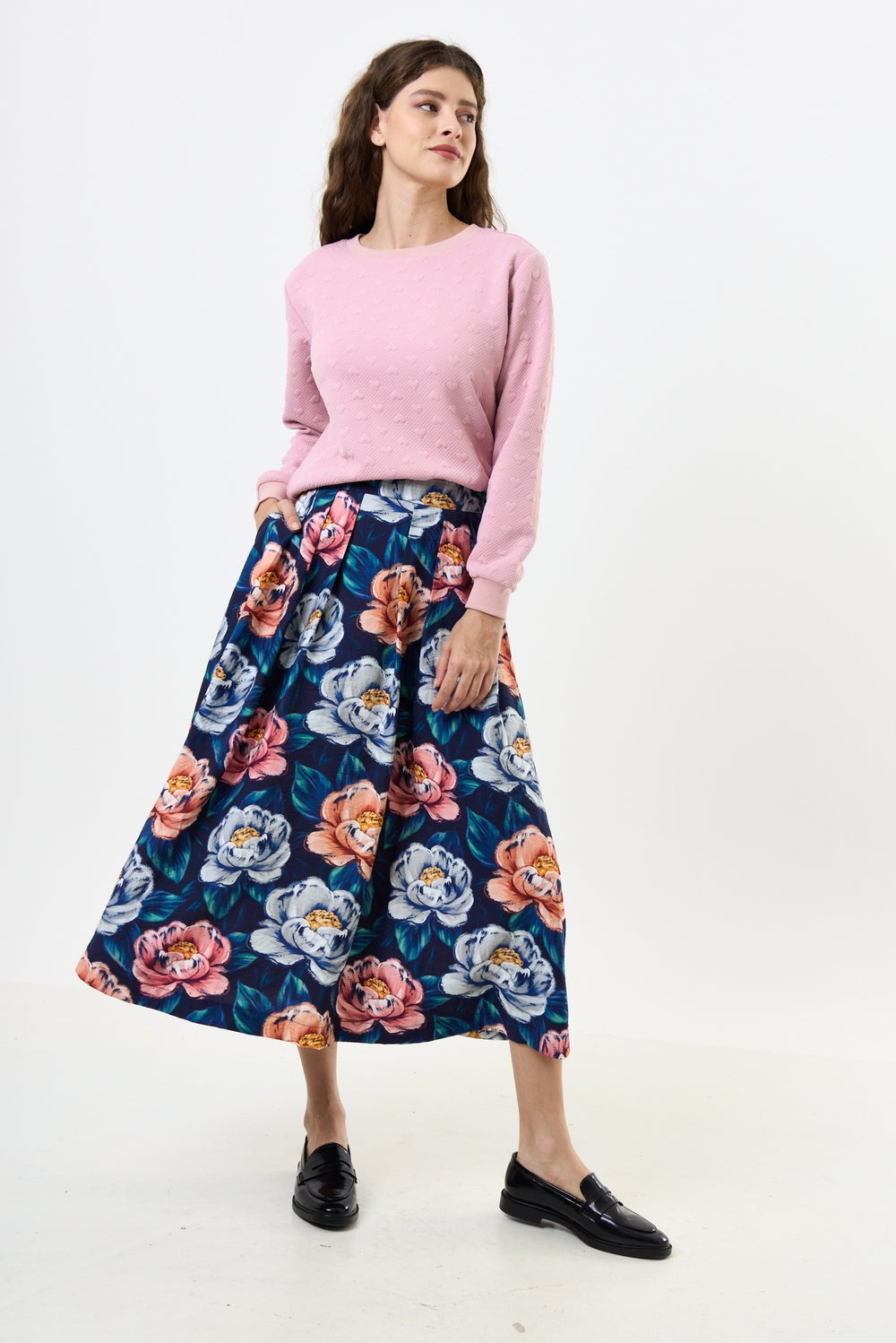 Lizea Peonies Pleated Midi Skirt