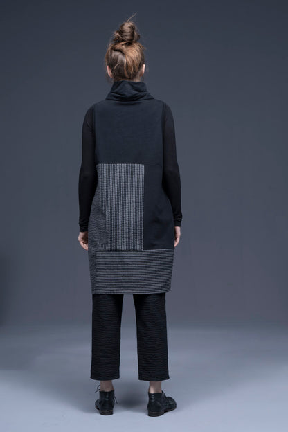 Neirami Turtle Neck Sleeveless Dress Rigato