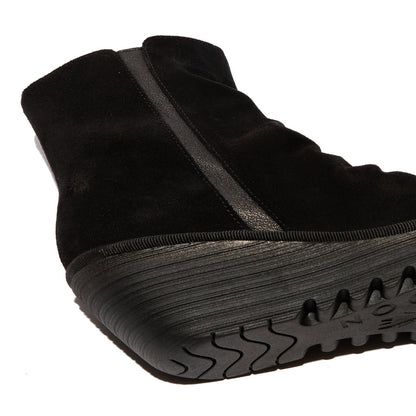 Fly London Yopa Boot Oil Suede Black Black