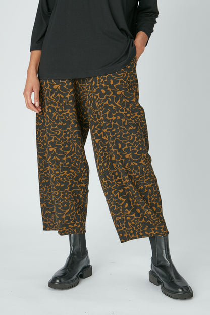 Sahara Jacquard Flower Bubble Trousers Black