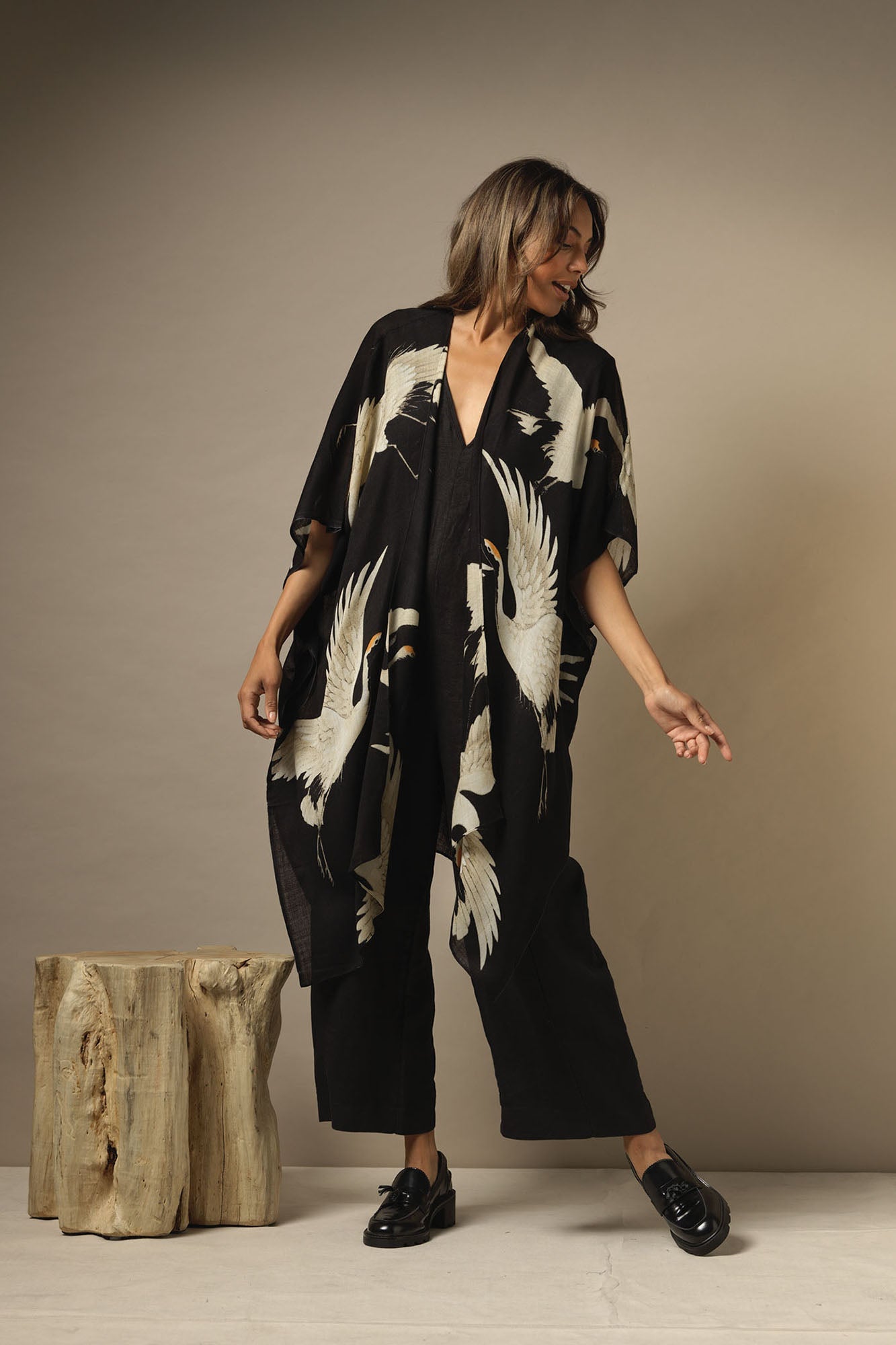 One Hundred Stars Stork Wool Throwover Black 